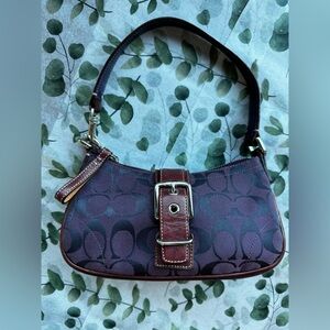 Coach vintage demi shoulder bag 6362 -Eggplant color